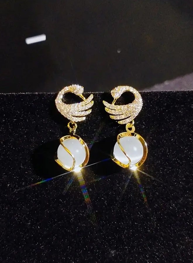 Ready For Chai Exquisite Fashionable Creative Swan Pendant Earrings Classic Accessory Elegant Earrings, Birthday Party New Year Gift - Image 3