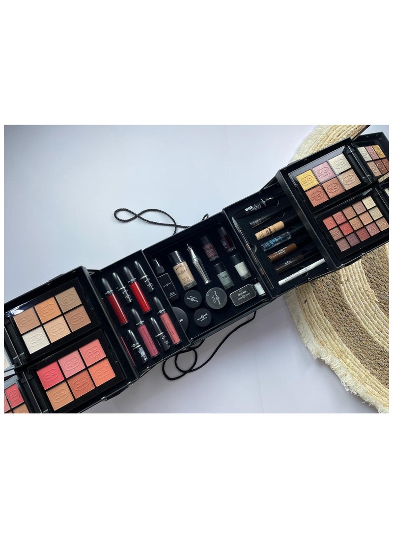 MULTICOLOR MAKEUP KIT - pzsku/Z7AEF3BB50C5436B13FDEZ/45/_/1709925713/000529de-ea2c-41fa-a8d1-ca162151faed