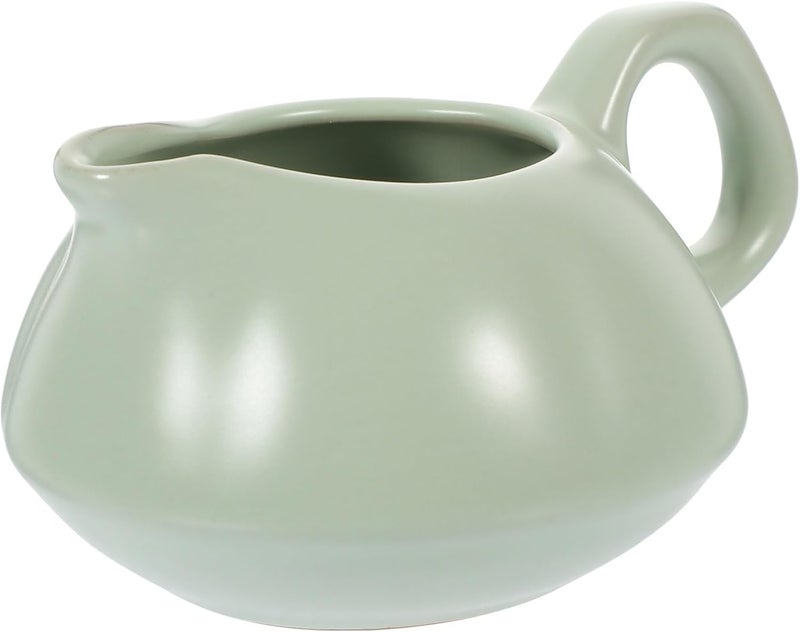 Ceramic Gravy Boat with Handle Large Capacity Sauce Pitcher Milk Pot Versatile High-temperature Resistant Kitchen Serving Tool for Sauces Milk and Tea - Image 1