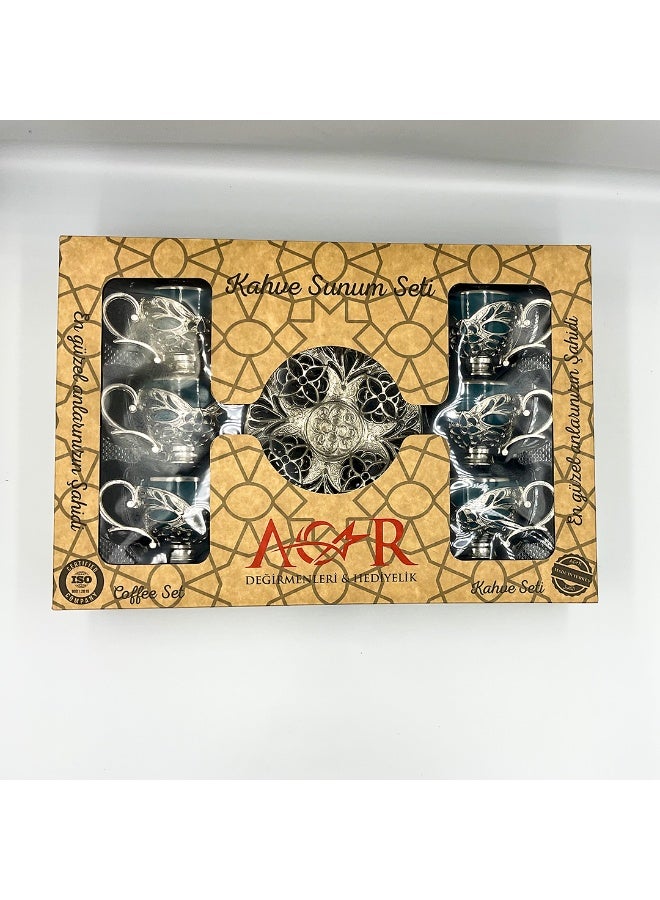 أكار طقم قهوة تركية فاخر من 6 فناجين مع حوامل وصحون بالتراث العثماني الأنيق باللون الأخضر والفضي – صناعة تركية - Image 4