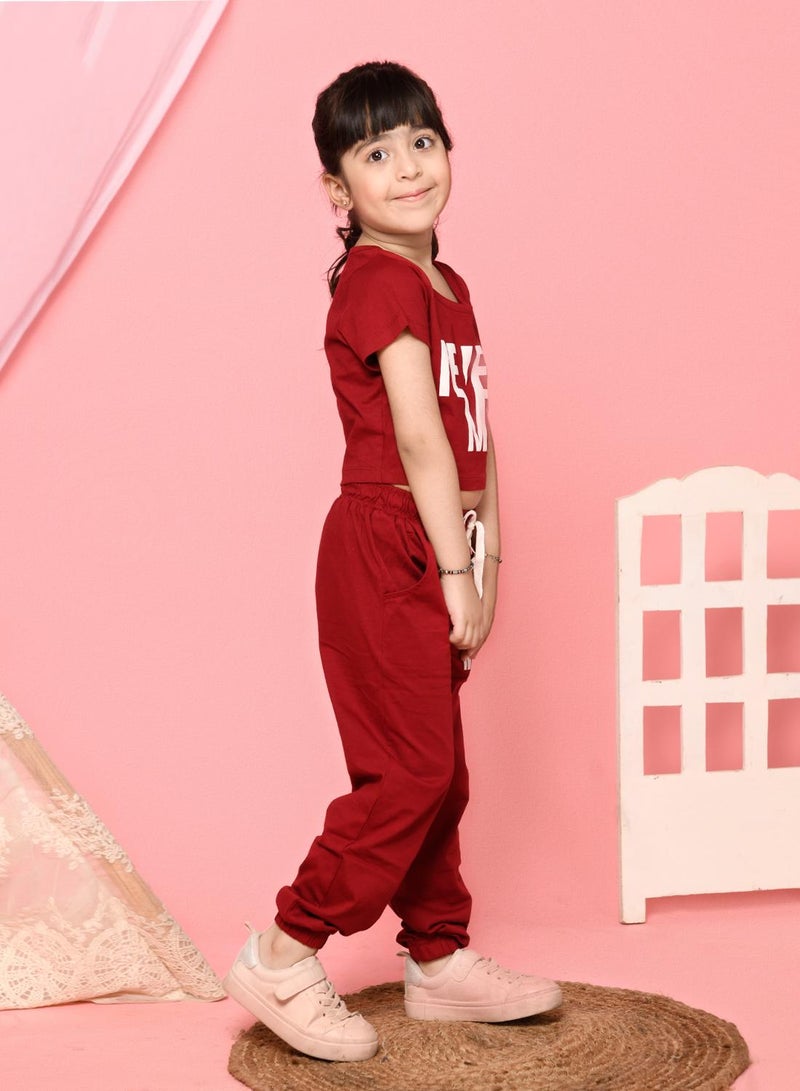 ليل بيكس طقم رياضي بقصة واسعة - Image 2