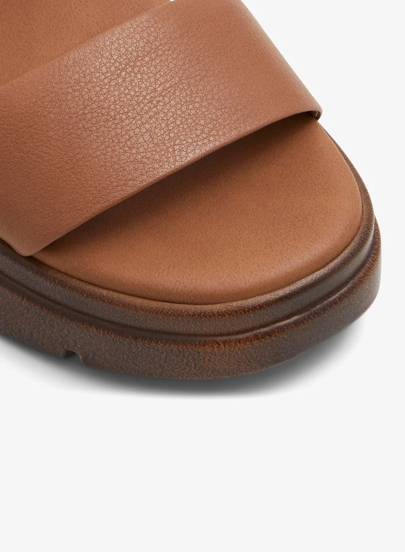 CALL IT SPRING Adia comfort sandel