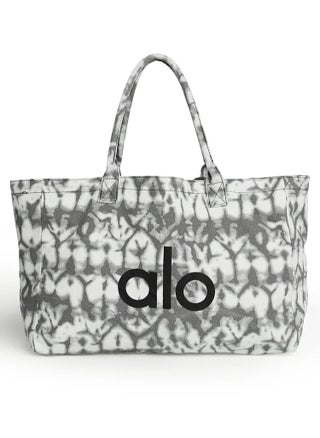 Iconic Shopper Tote - pzsku/Z7AF7CF85EC4B7255390FZ/45/1743919253/986a27dc-0939-4294-afad-e64c3200e7ca