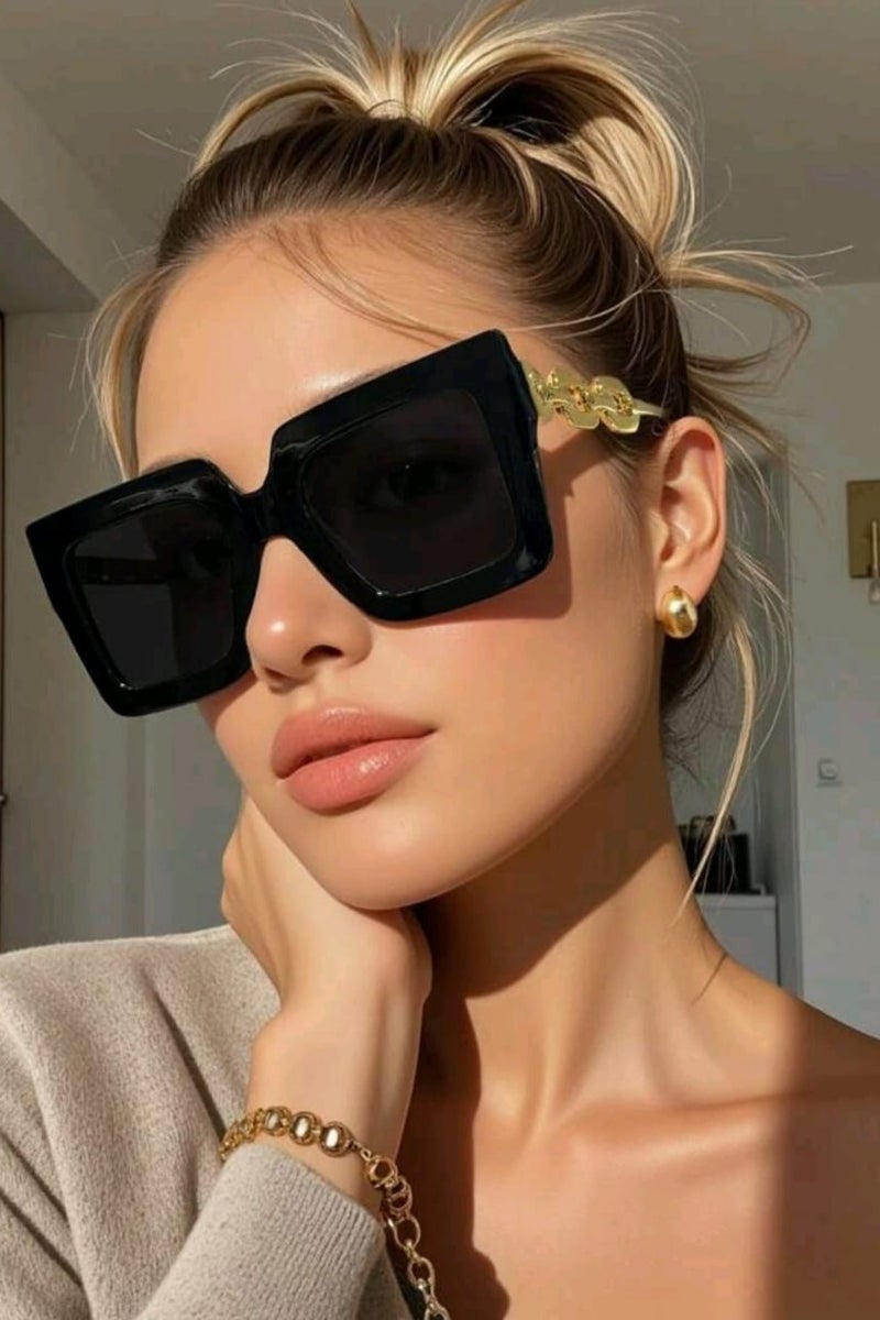شي إن زوج واحد من النظارات الشمسية ذات الإطار الكامل المربع، - Image 1