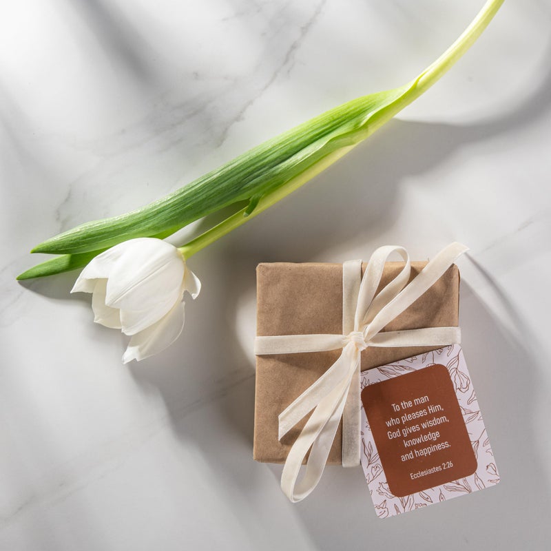 DIVERSEBEE Bible Verse Cards, 60 Unique, Assorted Mini Scripture Encouragement Motivational Inspirational Prayer Cards, Christian Bible Gifts (Delicate) - Image 3