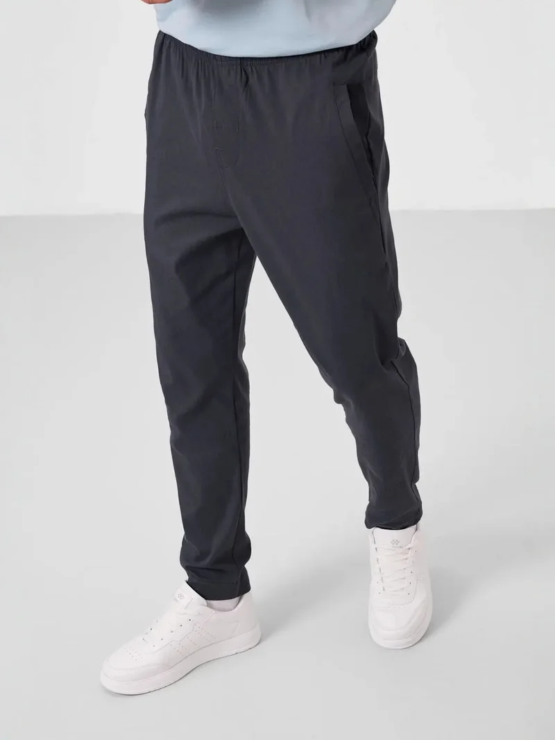 تومي لايف TOMMY Men's Straight-leg Gabardine Chino Trousers