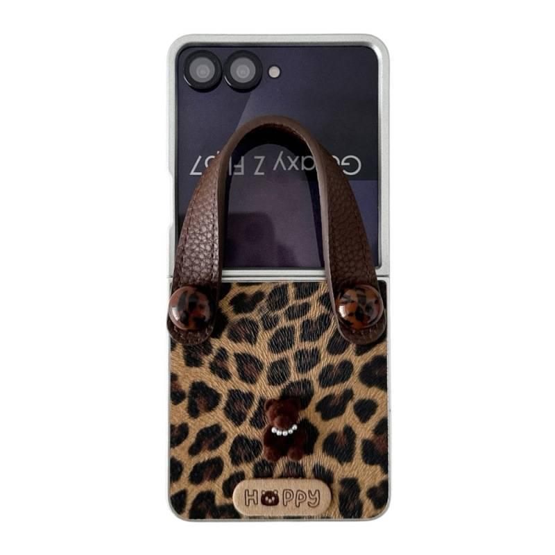 غطاء واقي بPC لـ Samsung Galaxy Z Flip 5 باللون Leopard Brown مع مقاوم للصدمات ونقشة الفهد مع مقاوم للصدمات مع حزام المعصم مع مضاد للانزلاق خفيف الحمل للاستخدام الداخلي - Image 1