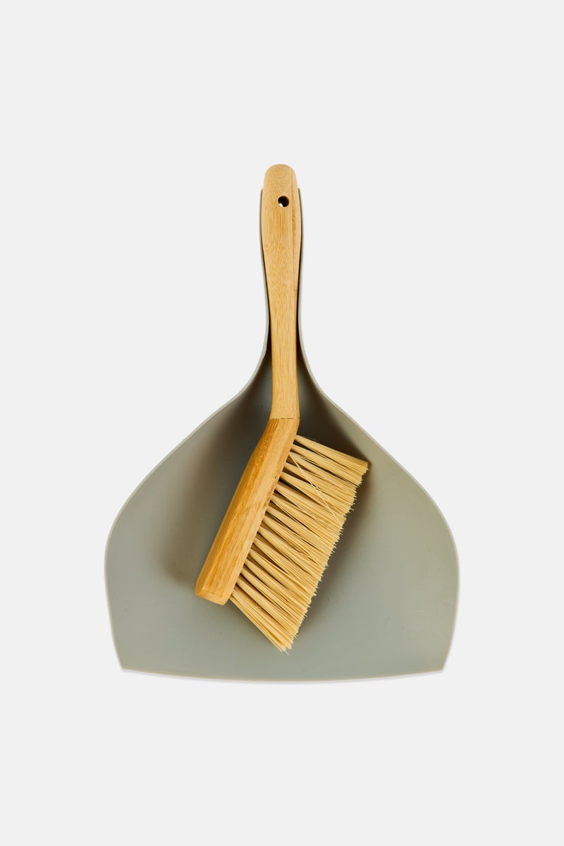 Bombay 2 Pieces Dust Pan And Brush Set, Multicolor - Image 1
