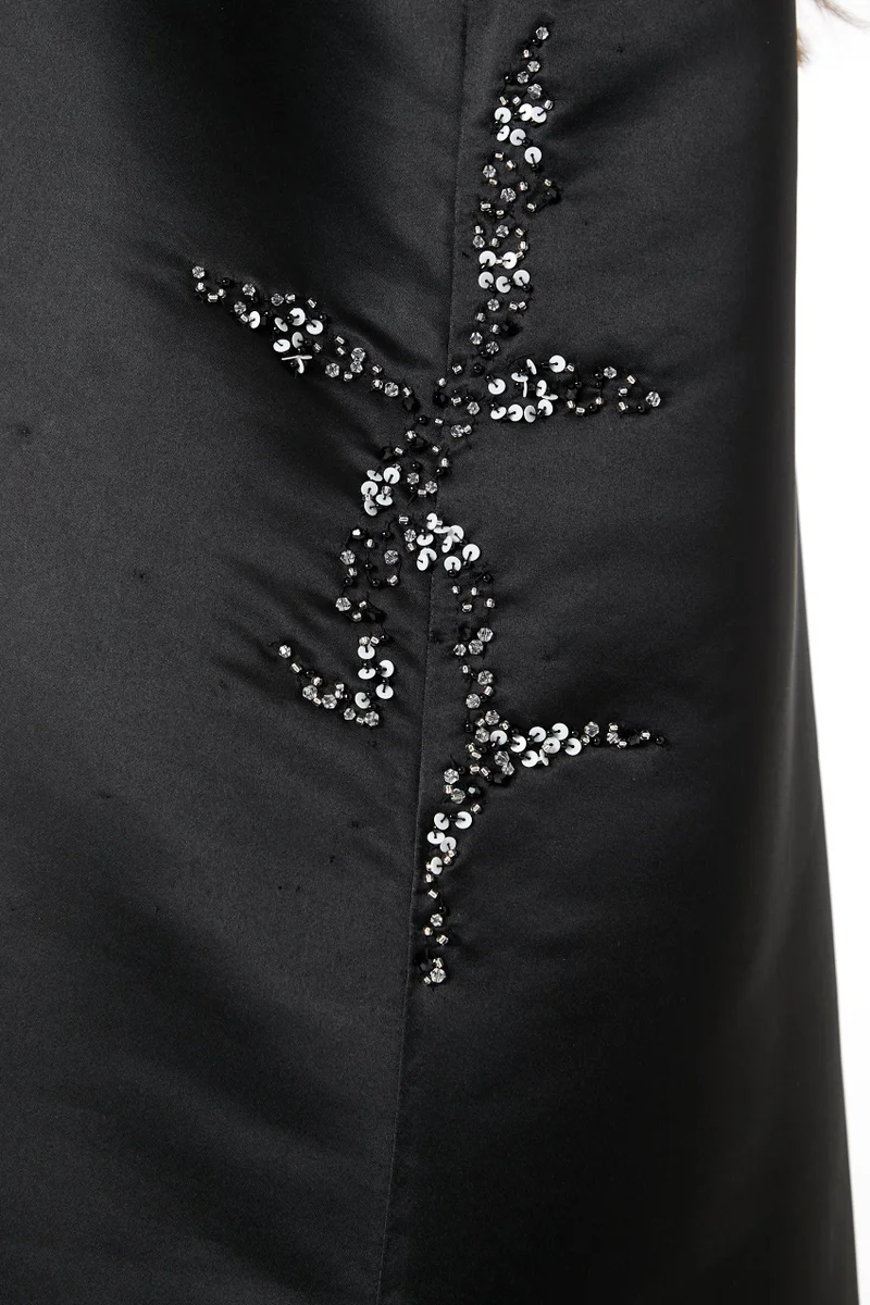 Moistreet  Satin Embroidered Abaya for Women | Best Price UAE