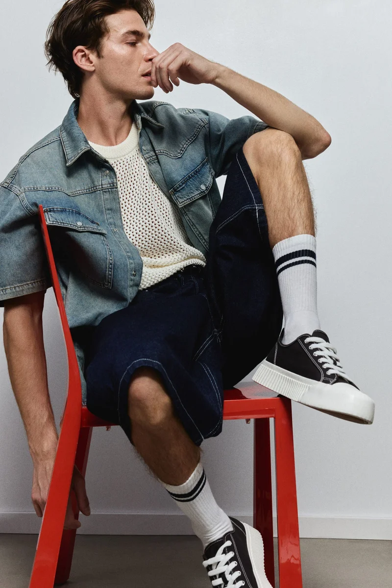 H&M Loose Fit Short-sleeved denim shirt