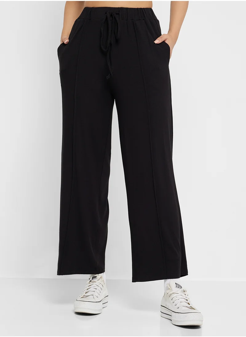 جينجر Fitted Vest & Drawstring Pant Lounge Set