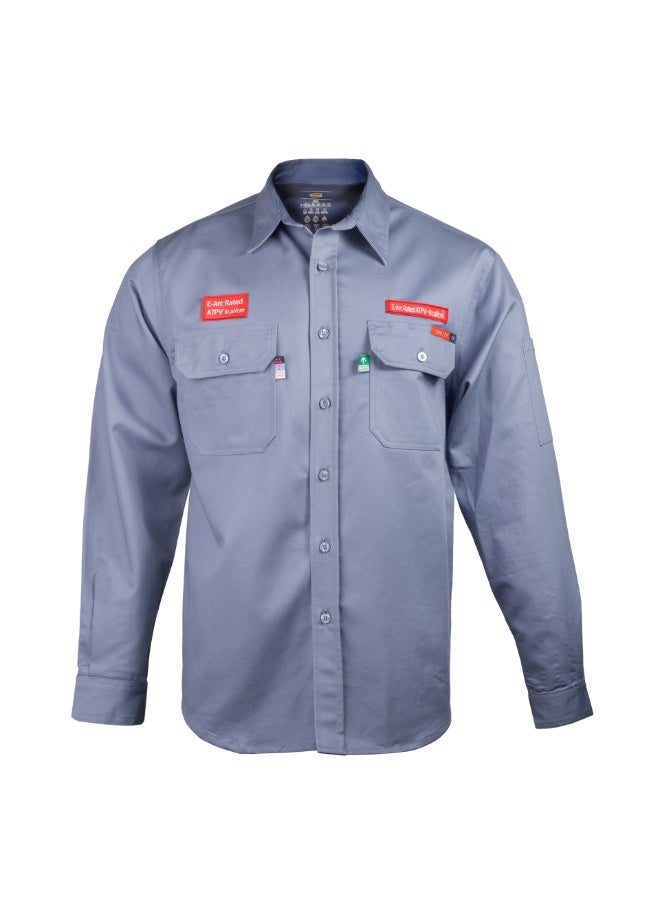 شيلتر قميص عمل مقاوم للهب من شيلتر ليوبارد 600 بقيمة حماية حرارية 8 كال/سم² (ATPV)، مصنوع من قطن 100%، ومصنّف ضمن الفئة CAT 2، ومعتمد وفق معايير NFPA 70E وASTM. - Image 2