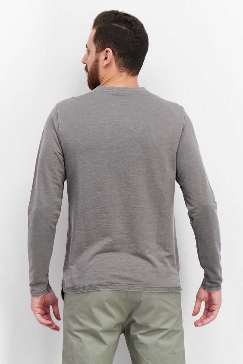 Sovereign Code Men Crew Neck Long Sleeves Washed T-Shirt, Charcoal - Image 4