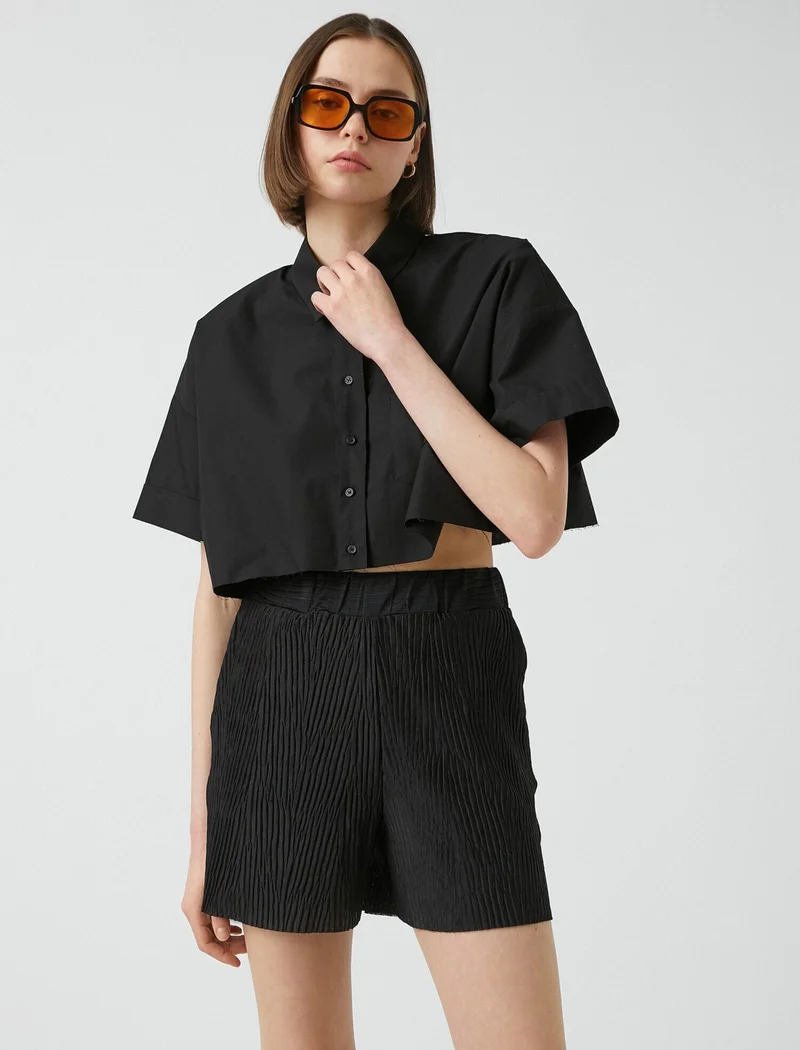 كوتون Short Shorts with Elastic Waist