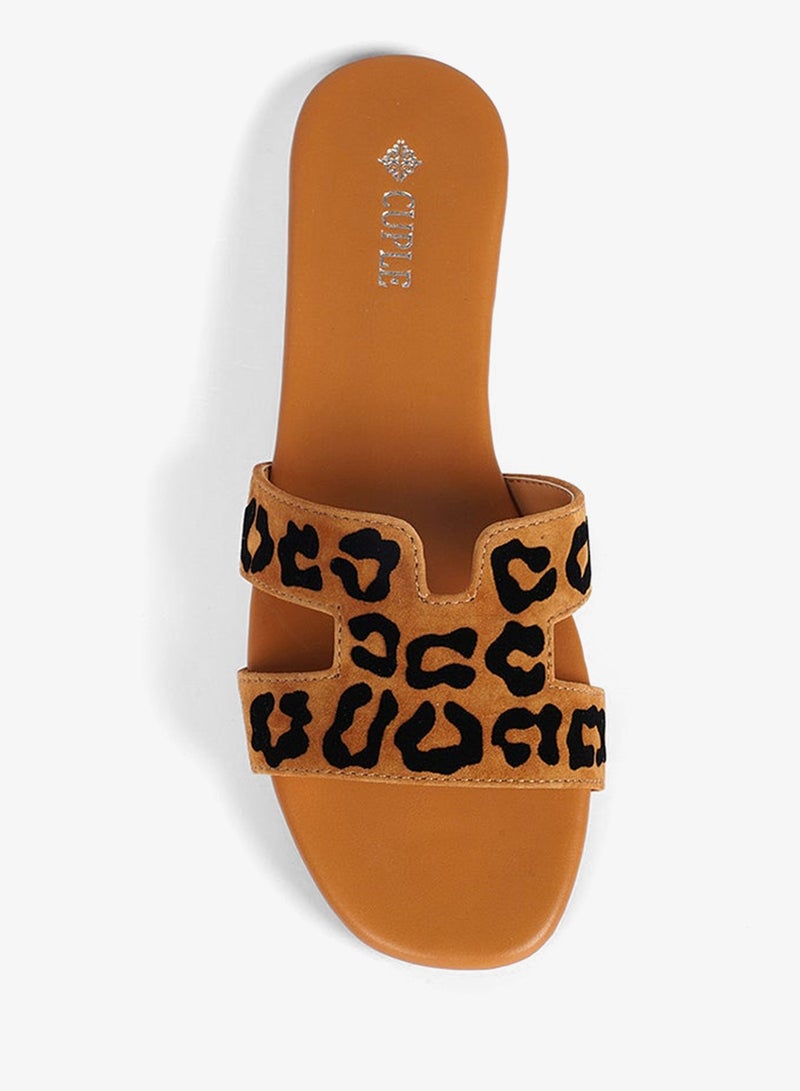 Cuple Ladies  flat slide Sandals printed - Image 3