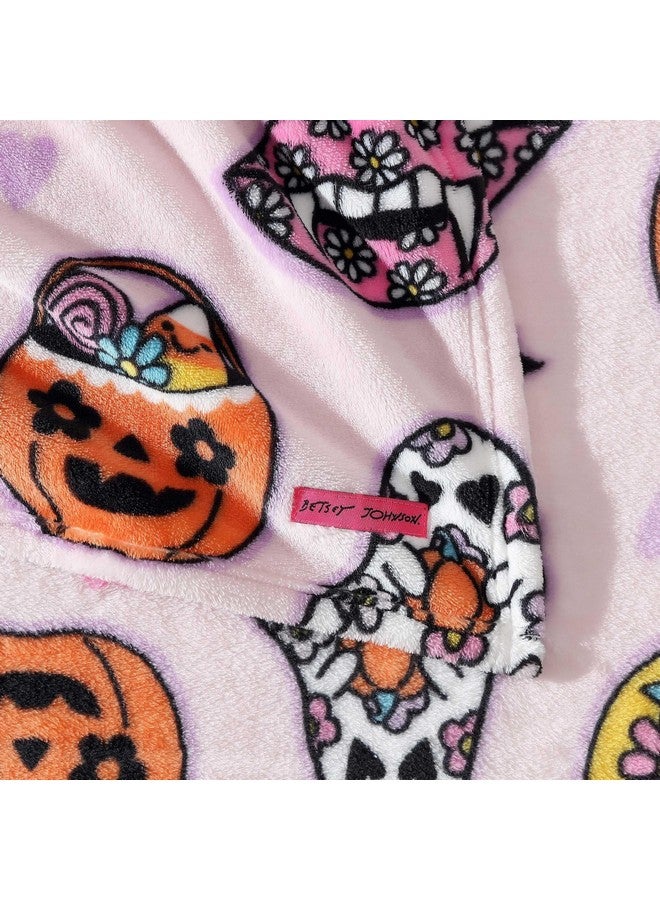 Betsey Johnson Betsey Johnson - Throw, Ultra-Soft Plush Blanket, Ideal for Couch, Bed, or Lounges (Retro Halloween Pink, 50" x 70") - Image 3