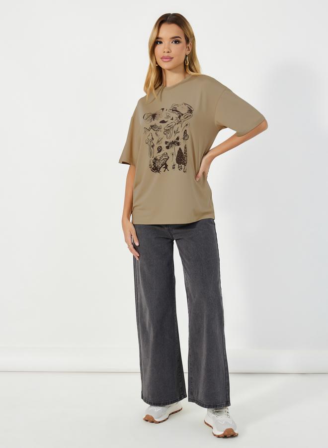 Styli Oversized Graphic Print Round Neck T-shirt - Image 2
