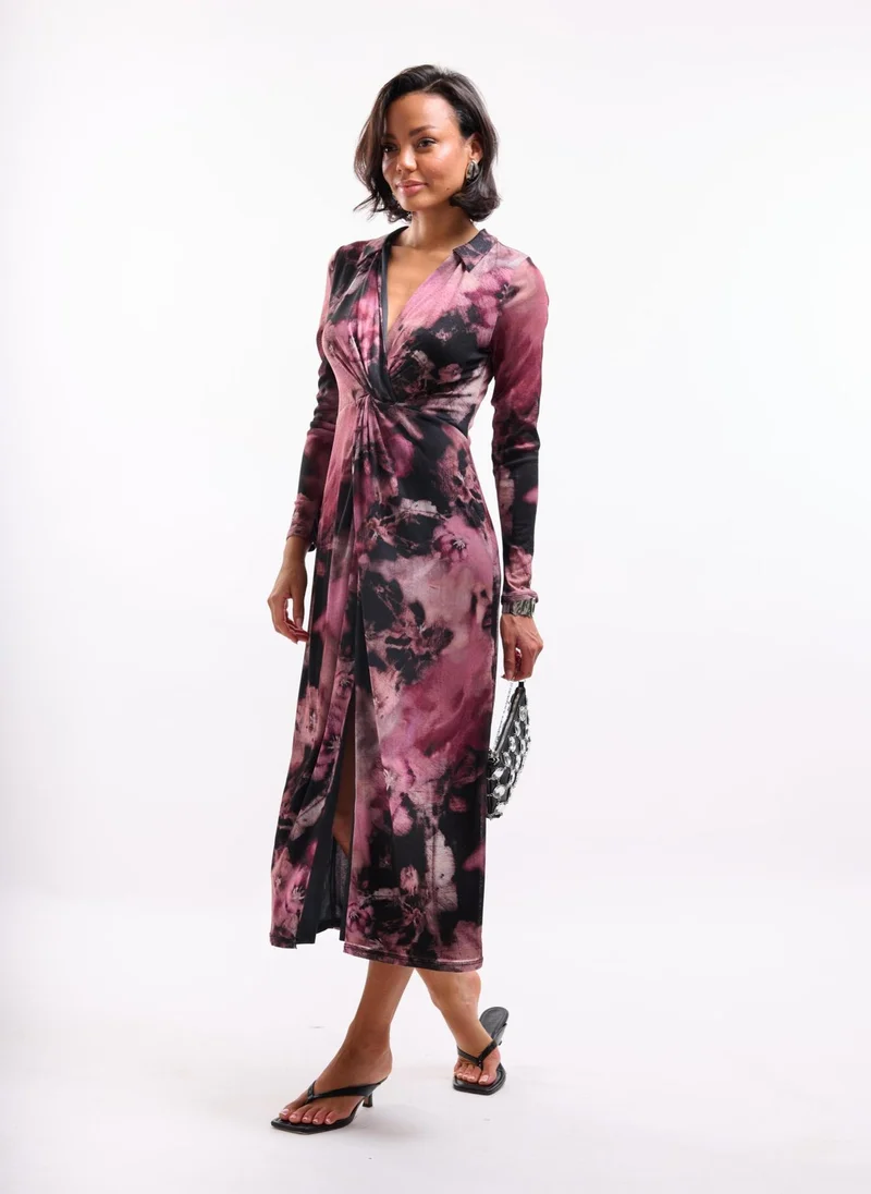KNOT DETAIL MIDI DRESS IN PINK ABSTRACT PRINT