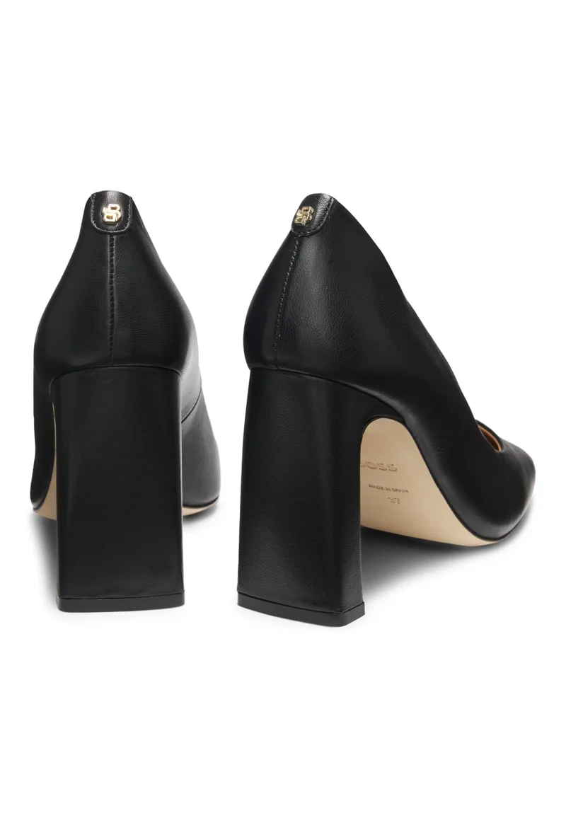 بوس حذاء بكعب من جلد النابا بزخرفة شعار   المزدوج