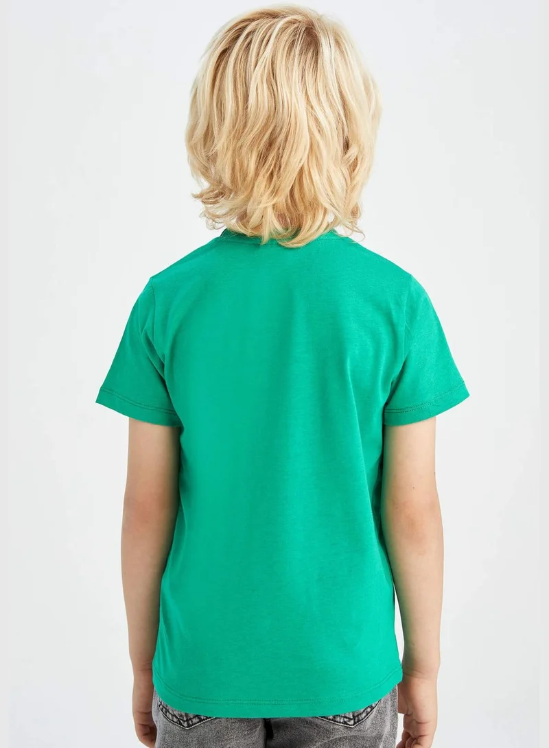 ديفاكتو Regular Fit Short Sleeve Slogan Print T-Shirt