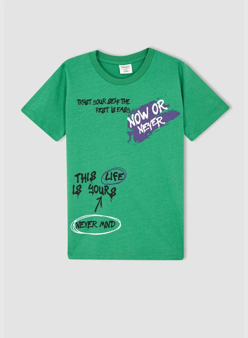 ديفاكتو Regular Fit Short Sleeve Slogan Print T-Shirt