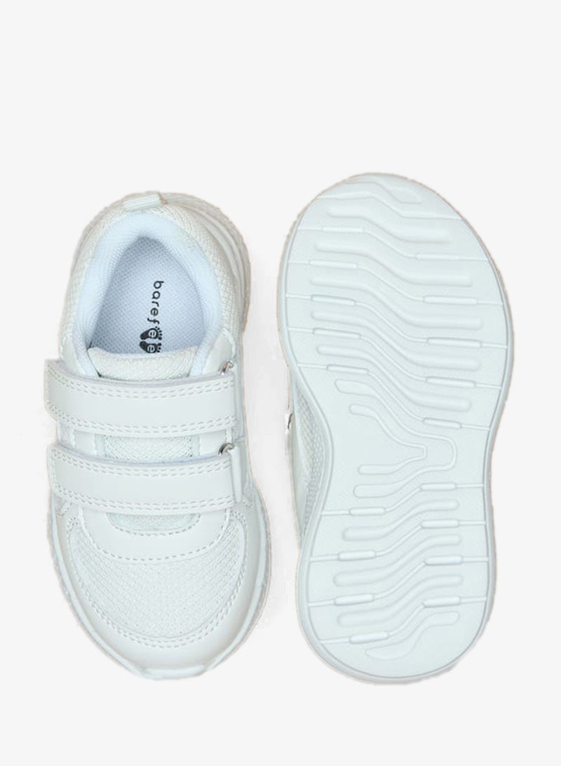 بيرفيت سنيكرز بتفاصيل شبكية وإغلاق بشريط لاصق - Image 4