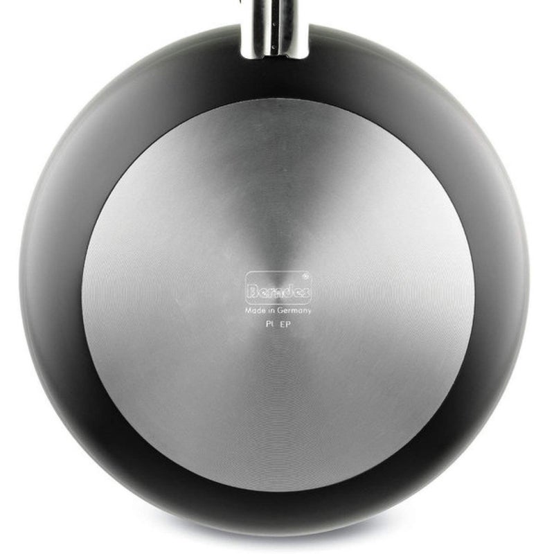 Berndes Specialty Crepe Pan 9.5 Inch Diameter - Image 3