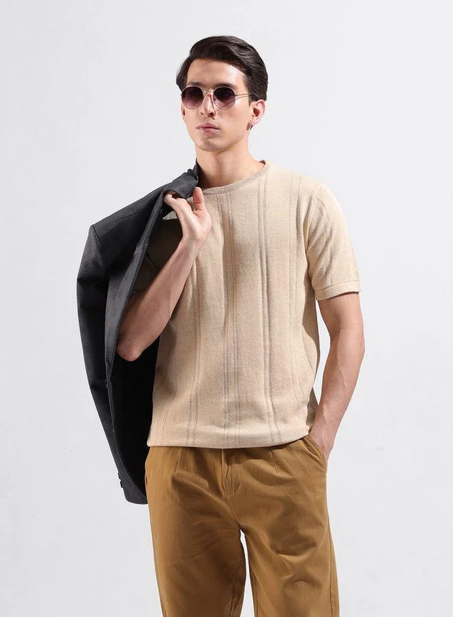 شركة المرآب الهندية Men Slim Fit Textured Crew Neck Half Sleeves T-Shirt