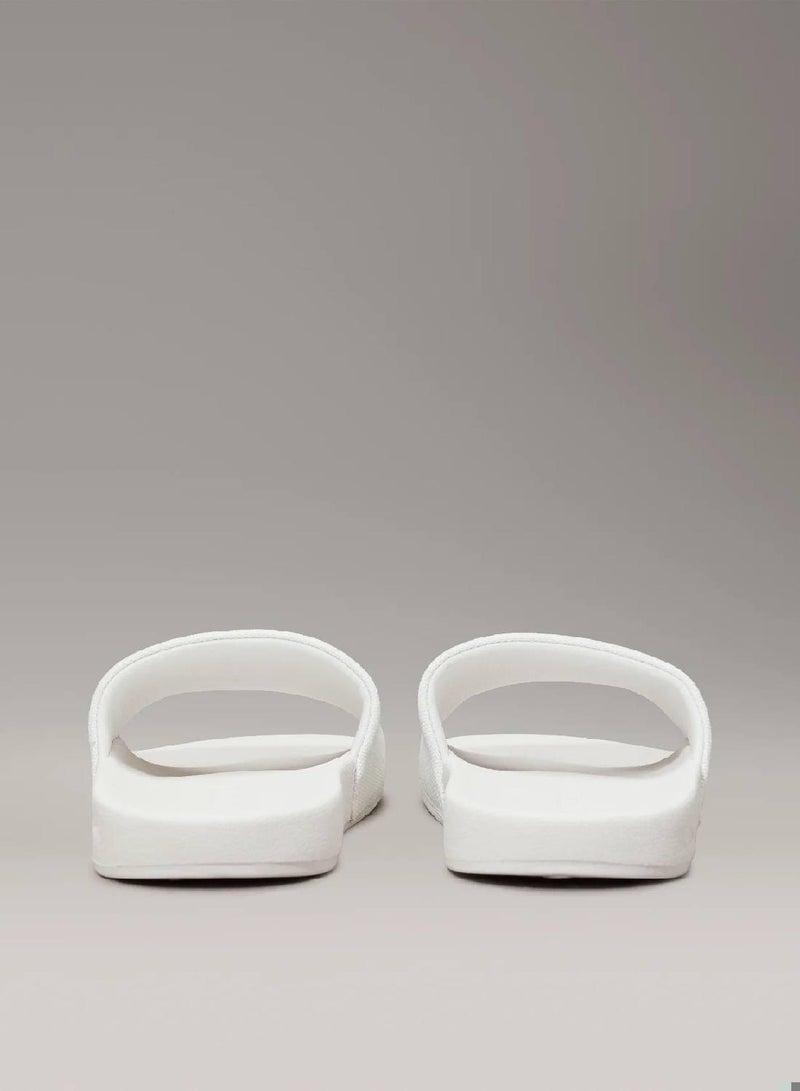 كالفن كلاين جينز شبشب من قماش الكانفاس - Image 4