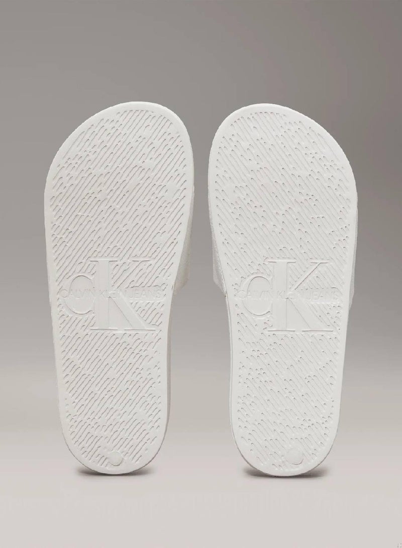 كالفن كلاين جينز شبشب من قماش الكانفاس - Image 5