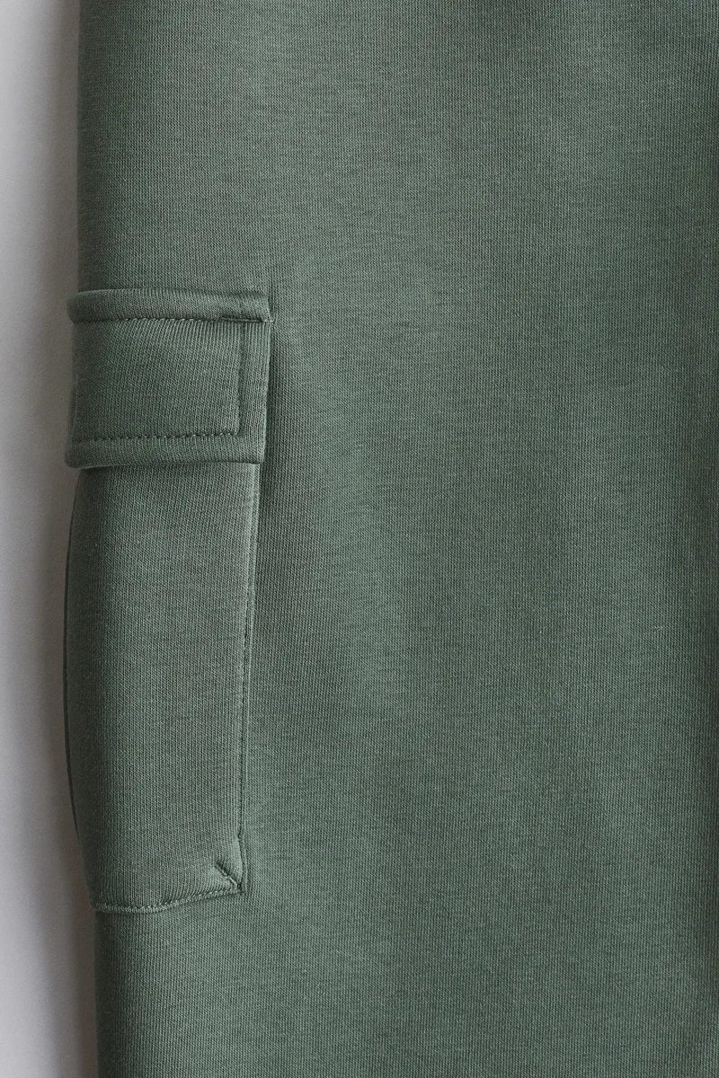 اتش اند ام بنطلون رياضي كارغو من نسيج سميك