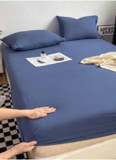 LUNA Home 3-Piece Set: single-size fitted bedsheet and two pillowcases, washable cotton in a blue color.  - Image 5