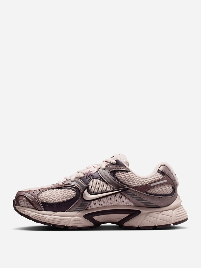 Nike V5 RNR Shoes - Image 2