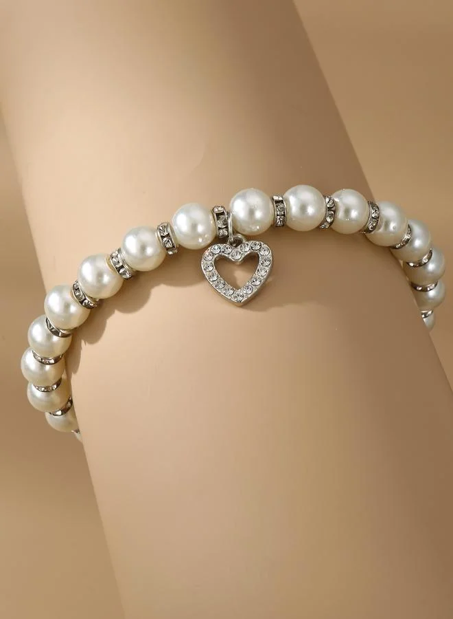 تايك تو White Pearls and Rhinestone Embellished with Heart Charm Bracelet