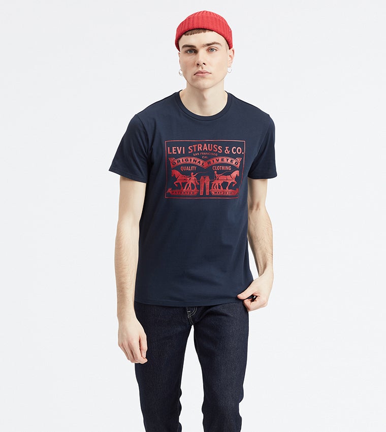 ليفايز تيشيرت ليفايز برسومات الحصانين باللون الأزرق