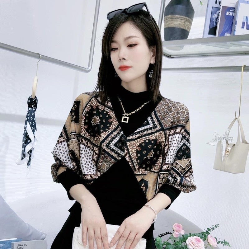 Fashion Design Retro Elegant All-Match Korean-Style Long-Sleeved Stitching Loose Meat Covering New Internet Celebrity T-Shirt For Women - Image 1