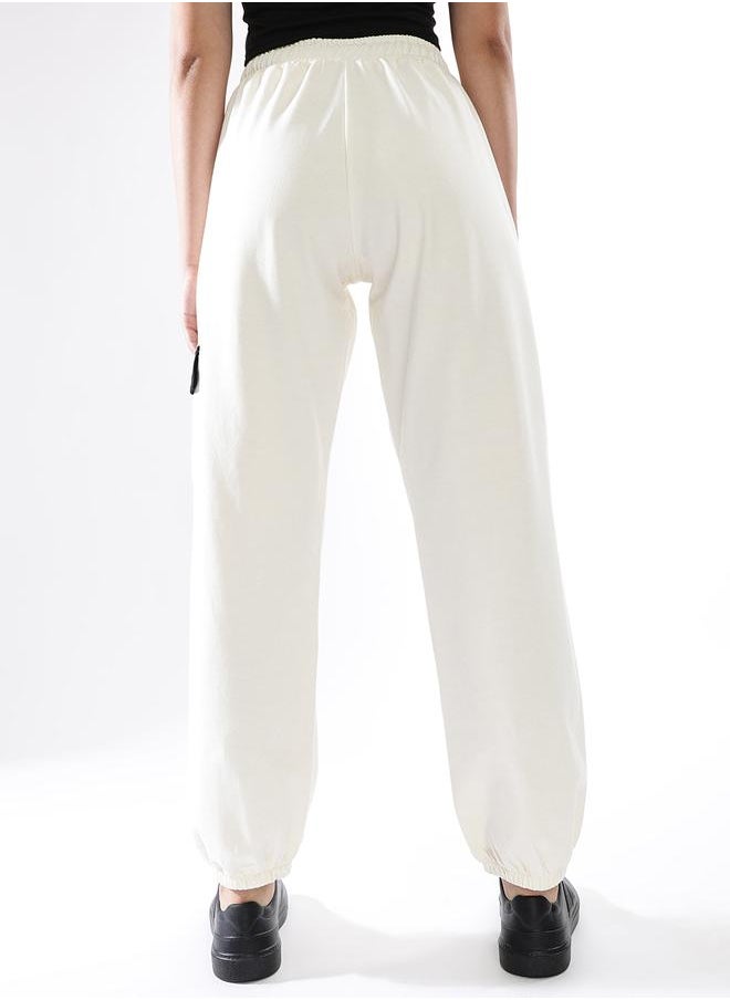 Hubberholme Women Cotton Printed Relaxed-Fit Cargo Joggers  - Image 5