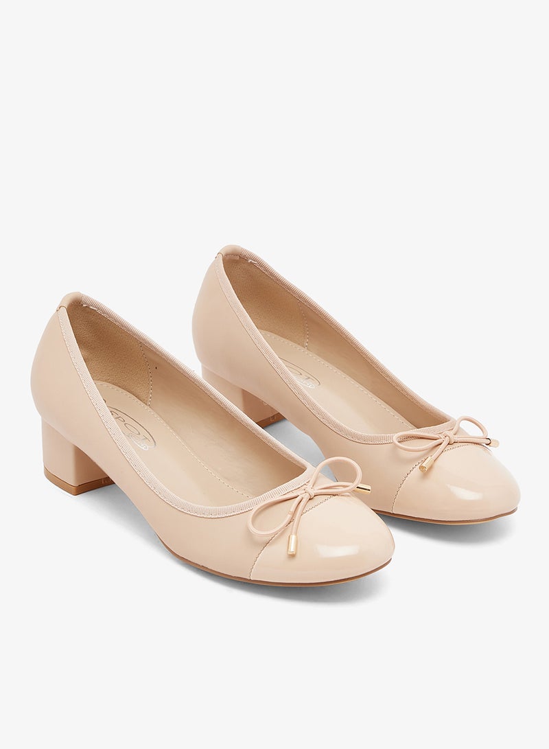 Spot-On Low Heeled Pump With Bow - Image 4
