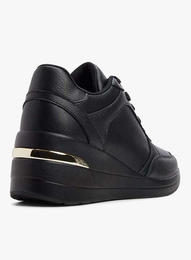 Call it Spring Vexa Ladies Black Low Top Sneaker