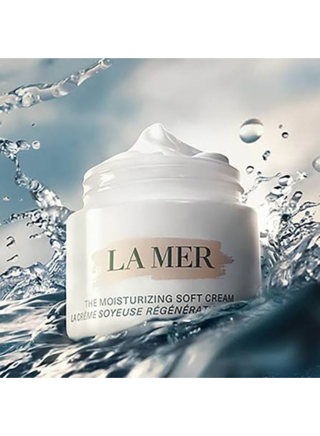 La Mer كريم الترطيب الناعم 60 مل | مرطب وجه مضاد للشيخوخة بتركيبة ميراكيل براث™ | كريم ممتلئ، مشدود ومرطب للبشرة من النوع المتوازن إلى الجافة | يقلل التجاعيد بشكل ملحوظ - Image 4