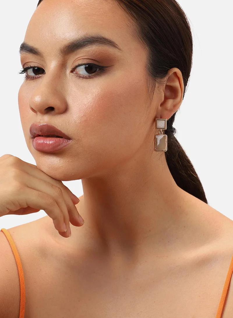 سوهي قرط متدلي من الحجر مصمم للحفلات مطلي بالذهب