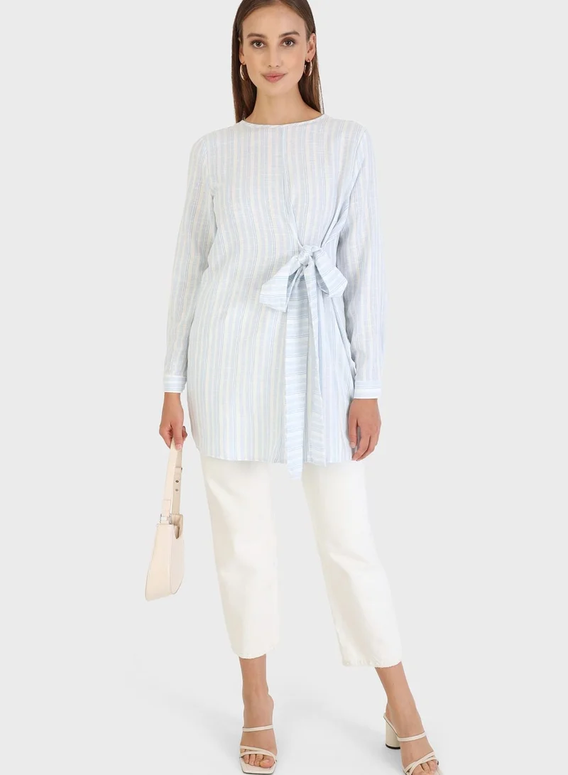 Tavin by Modanisa Crew Neck Striped Tunic