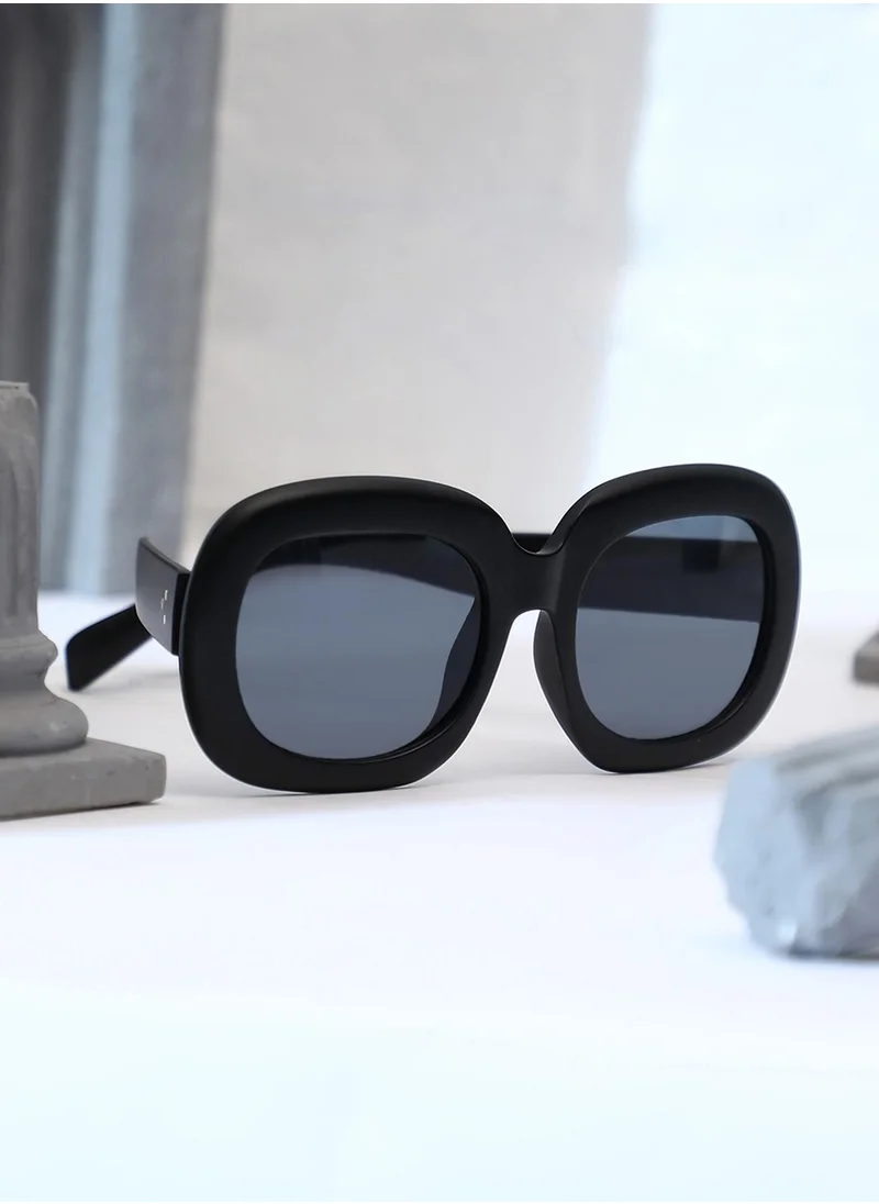 Haute Sauce The Airport Oversized Sunglasses - Onyx Black