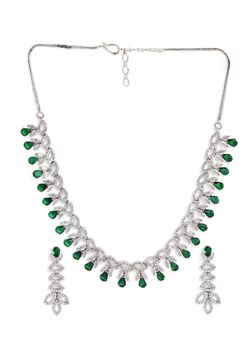 Priyaasi Stone-Studded Jewellery Set