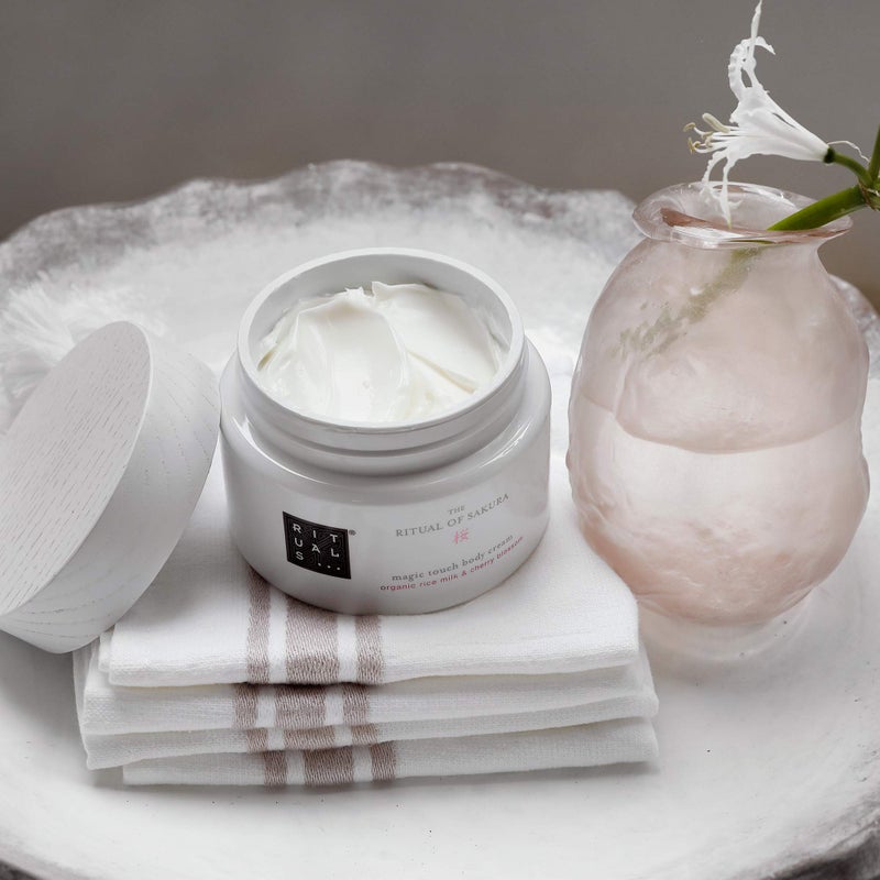 RITUALS The Ritual of Sakura Body Cream, 220 ml - Image 2