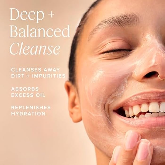 Farmacy Foaming Face Wash for Oily Skin - Whipped Greens Oil-Free Gentle Facial Cleanser + Exfoliator - Infused with Green Clay to Remove Impurities, Control Oil + Maintain Skin Hydration (150ml) - Image 5