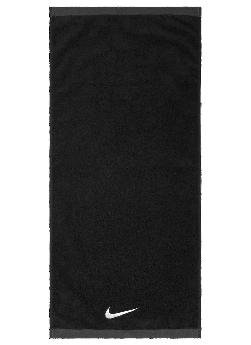 نايكي Fundamental Medium Towel
