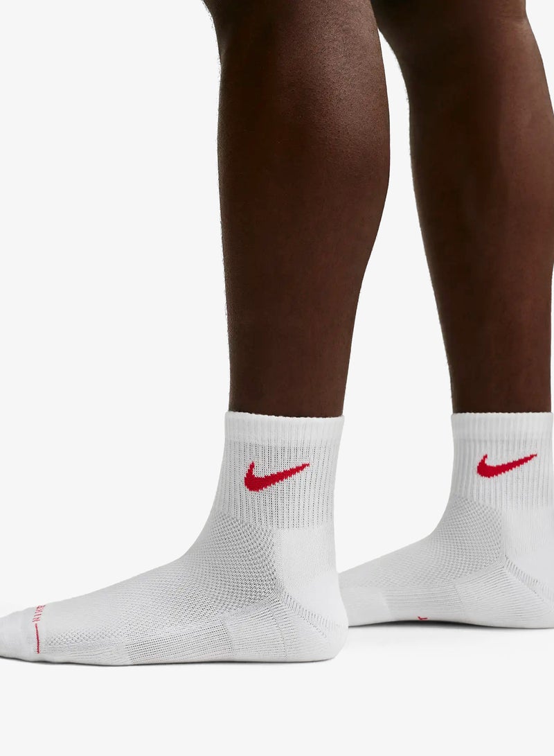 Nike 3-Pack Everyday Elevated Ankle Socks - Image 3