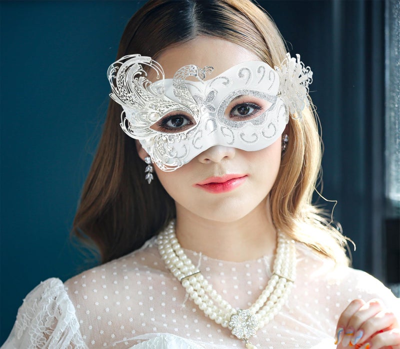 MYSEUNI 2025 New White Masquerade Mask for Women-Peacock Metal Masquerade Venetian Mask Silver- Masks for Women Butterfly - Mardi Gras, Halloween Parties, Costume Party, Carnivals, Wedding - Image 5