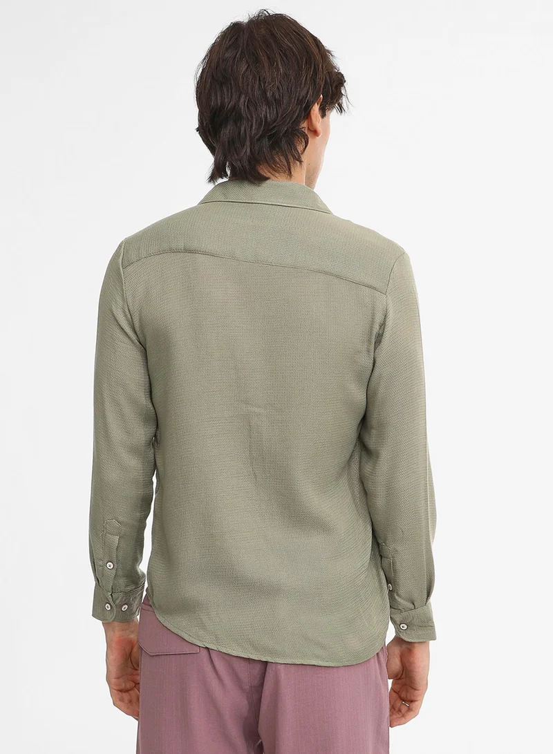 Campus Sutra Men's Sage Green Woven-Textured Shirt